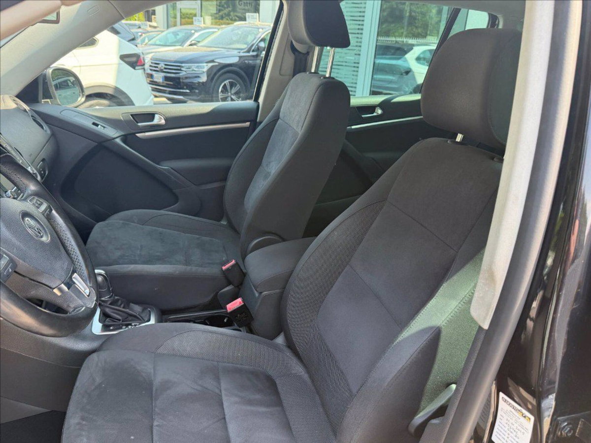 Volkswagen Tiguan 2.0 TDI 140CV 4MOTION DSG Sport & Style (11)