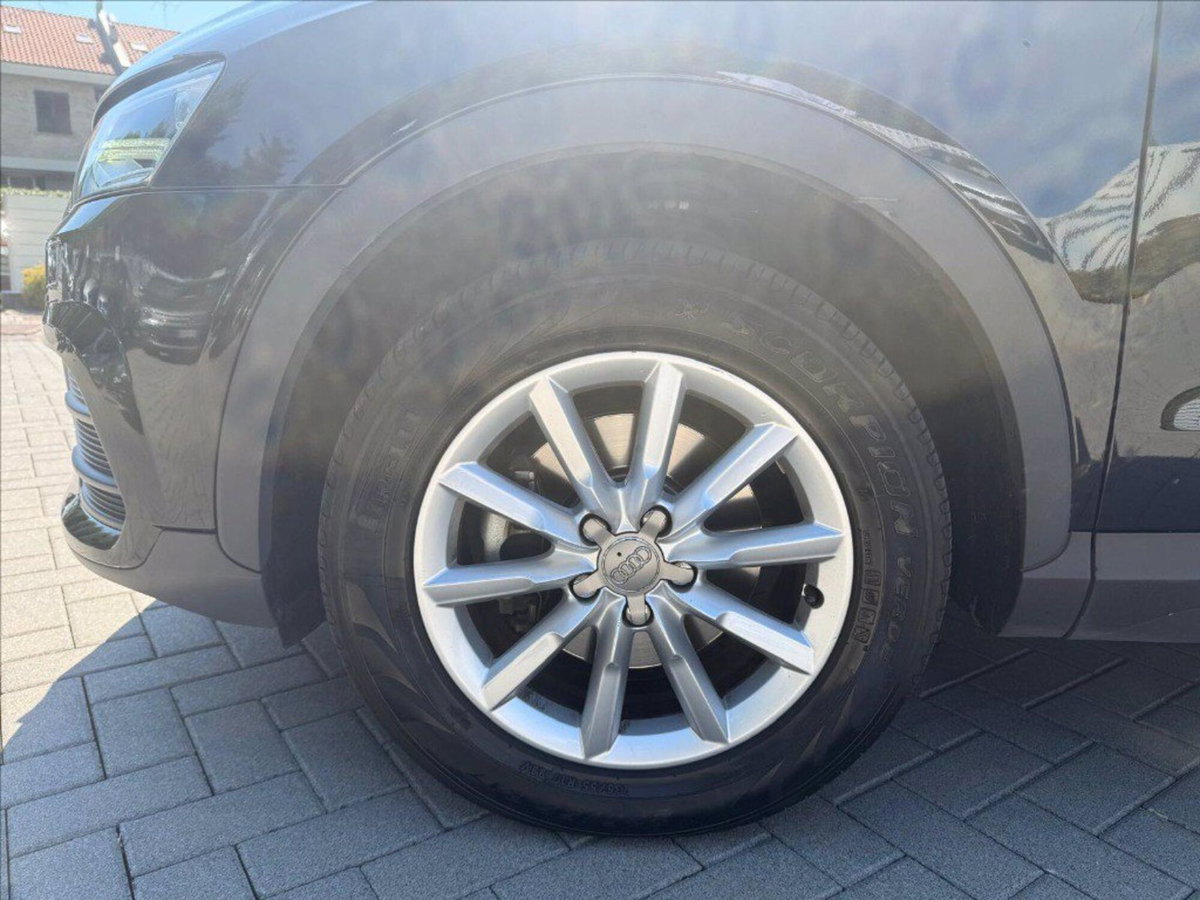 Audi Q3 2.0 TDI 150 CV quattro S tronic Business (10)