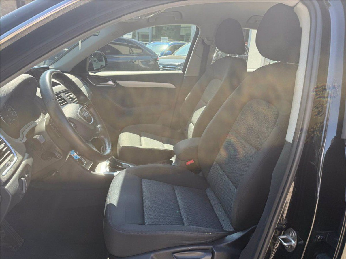 Audi Q3 2.0 TDI 150 CV quattro S tronic Business (12)