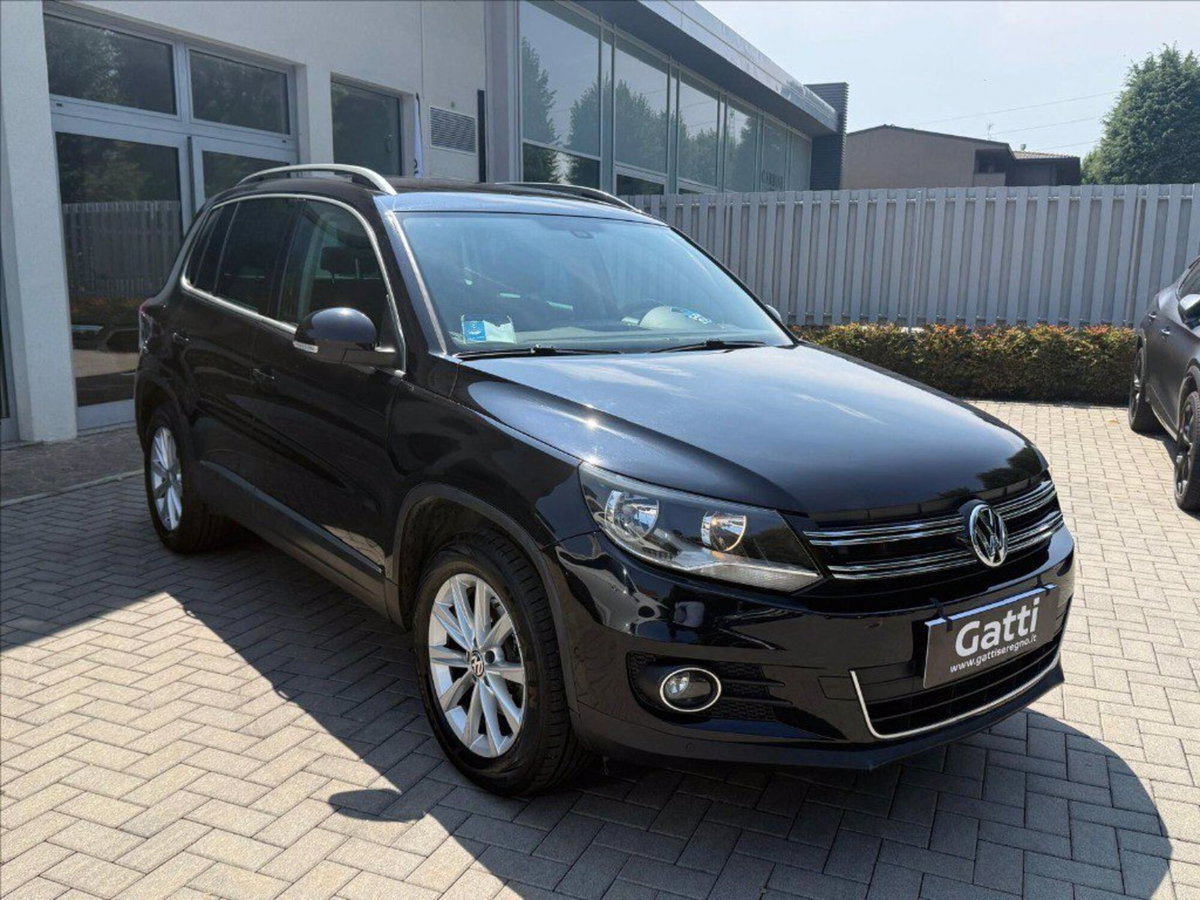 Volkswagen Tiguan 2.0 TDI 140CV 4MOTION DSG Sport & Style (3)