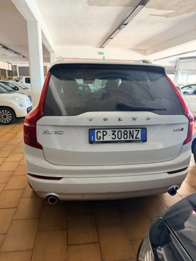 Volvo XC90 B5 (d) AWD automatico Core (4)