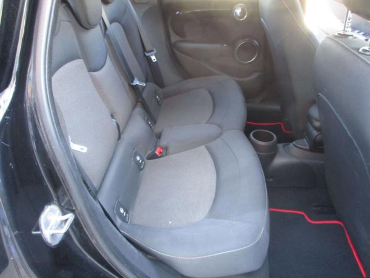 MINI Mini 1.5 Cooper D Business XL 5 porte (13)
