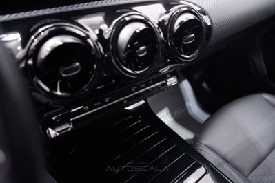 Mercedes-Benz Classe A Sedan 180 Automatic 4p. Executive (15)