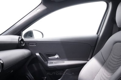 Mercedes-Benz Classe A Sedan 180 Automatic 4p. Executive (19)