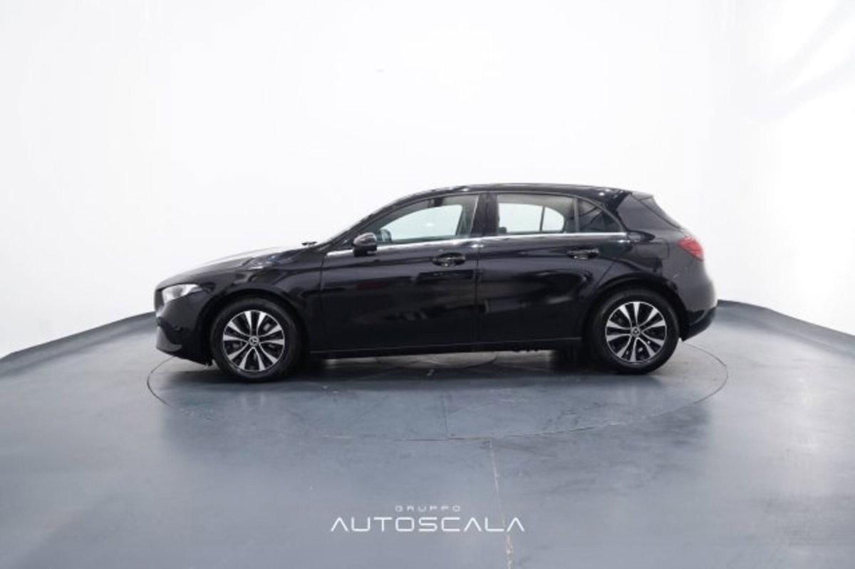 Mercedes-Benz Classe A Sedan 180 Automatic 4p. Executive (3)