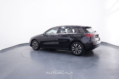 Mercedes-Benz Classe A Sedan 180 Automatic 4p. Executive (4)