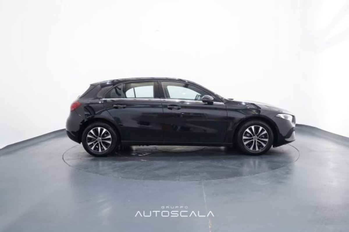 Mercedes-Benz Classe A Sedan 180 Automatic 4p. Executive (7)