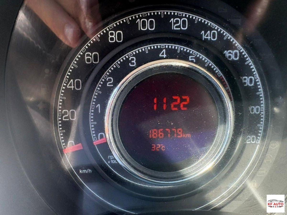 Fiat 500 1.4 16V Lounge (14)