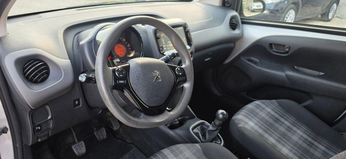 Peugeot 108 72 5 porte Allure (10)