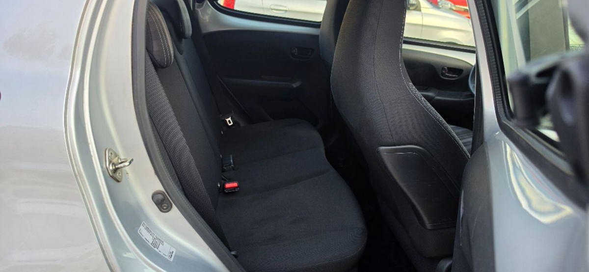 Peugeot 108 72 5 porte Allure (16)