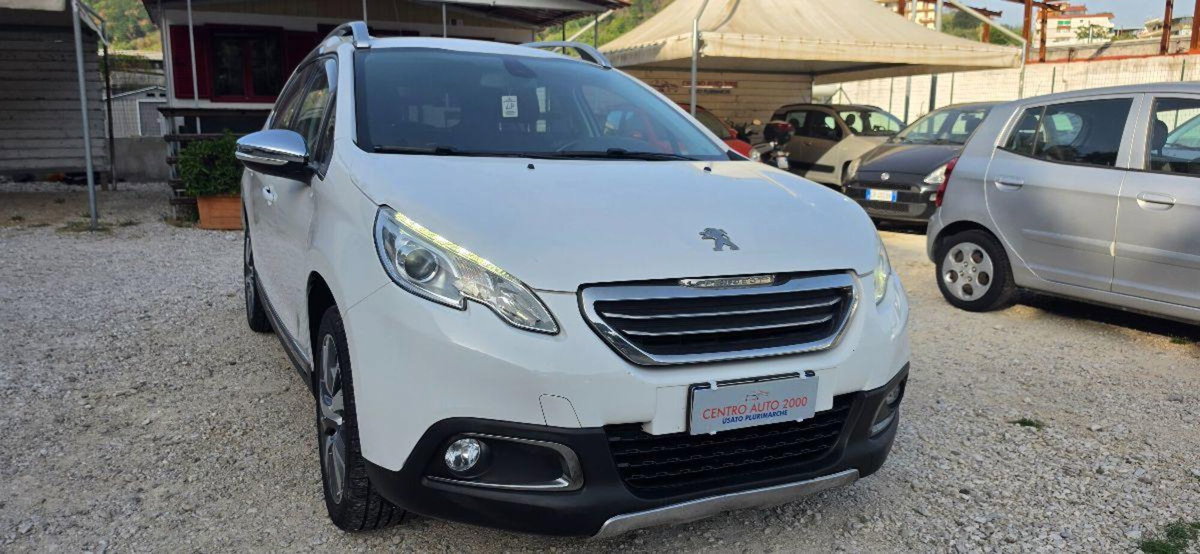 Peugeot 2008 e-HDi 92 CV Stop&Start Allure (9)