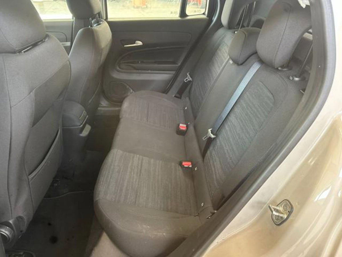 Jeep Avenger 1.2 turbo Longitude fwd 100cv (13)