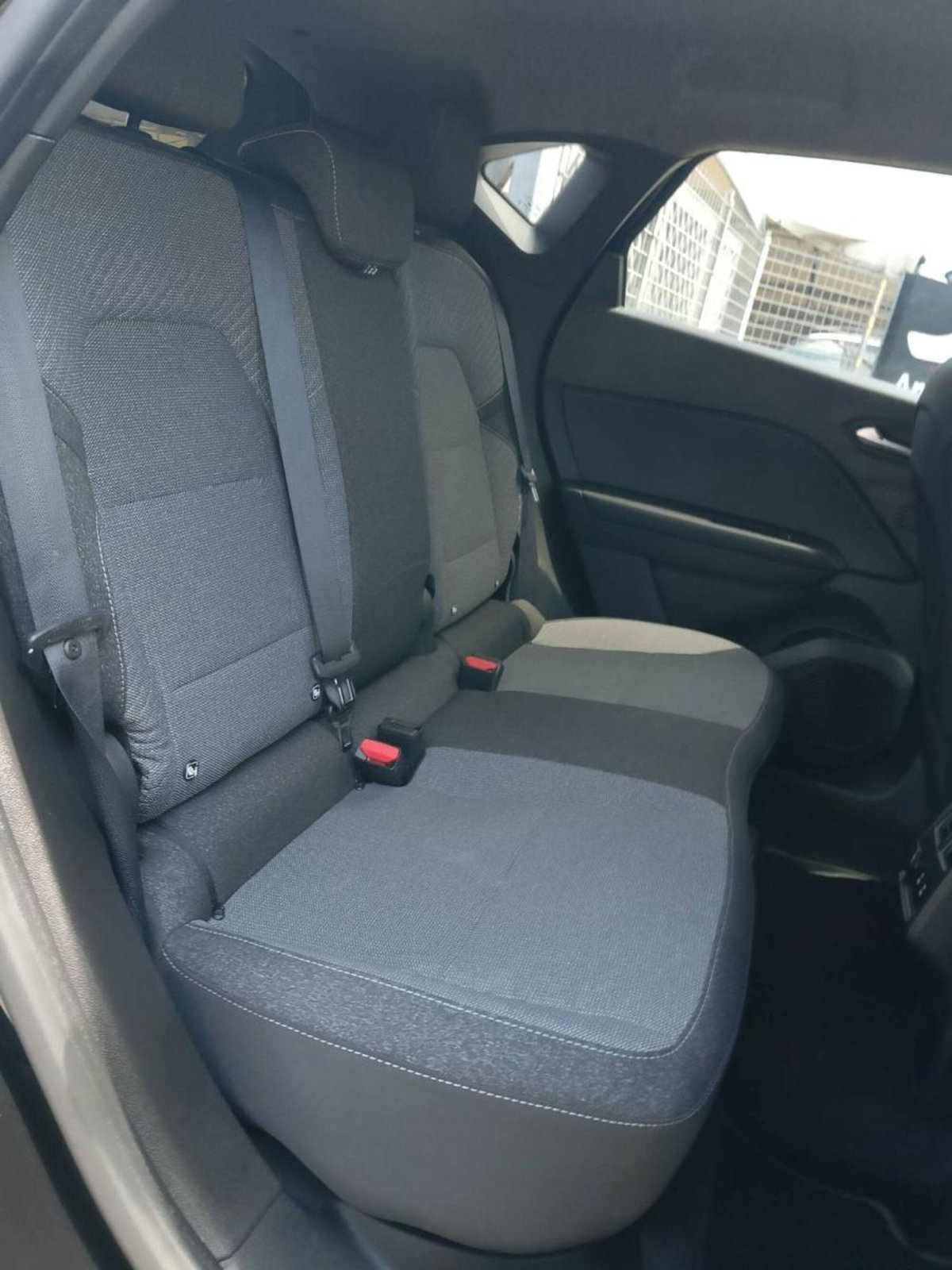 Renault Captur TCe 100 CV GPL Techno (10)