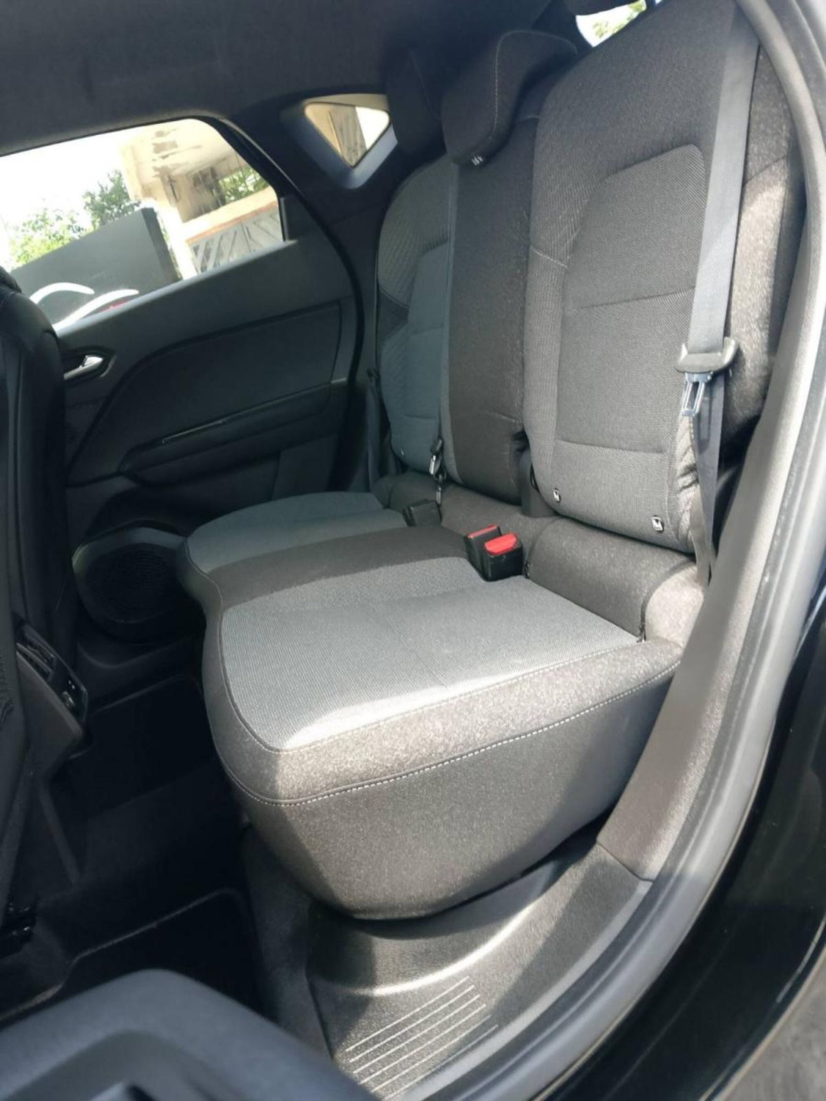 Renault Captur TCe 100 CV GPL Techno (11)