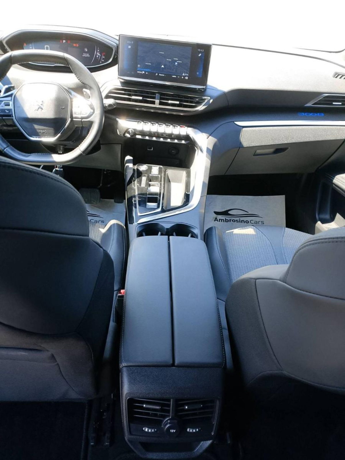 Peugeot 3008 BlueHDi 130 S&S EAT8 GT Line (12)
