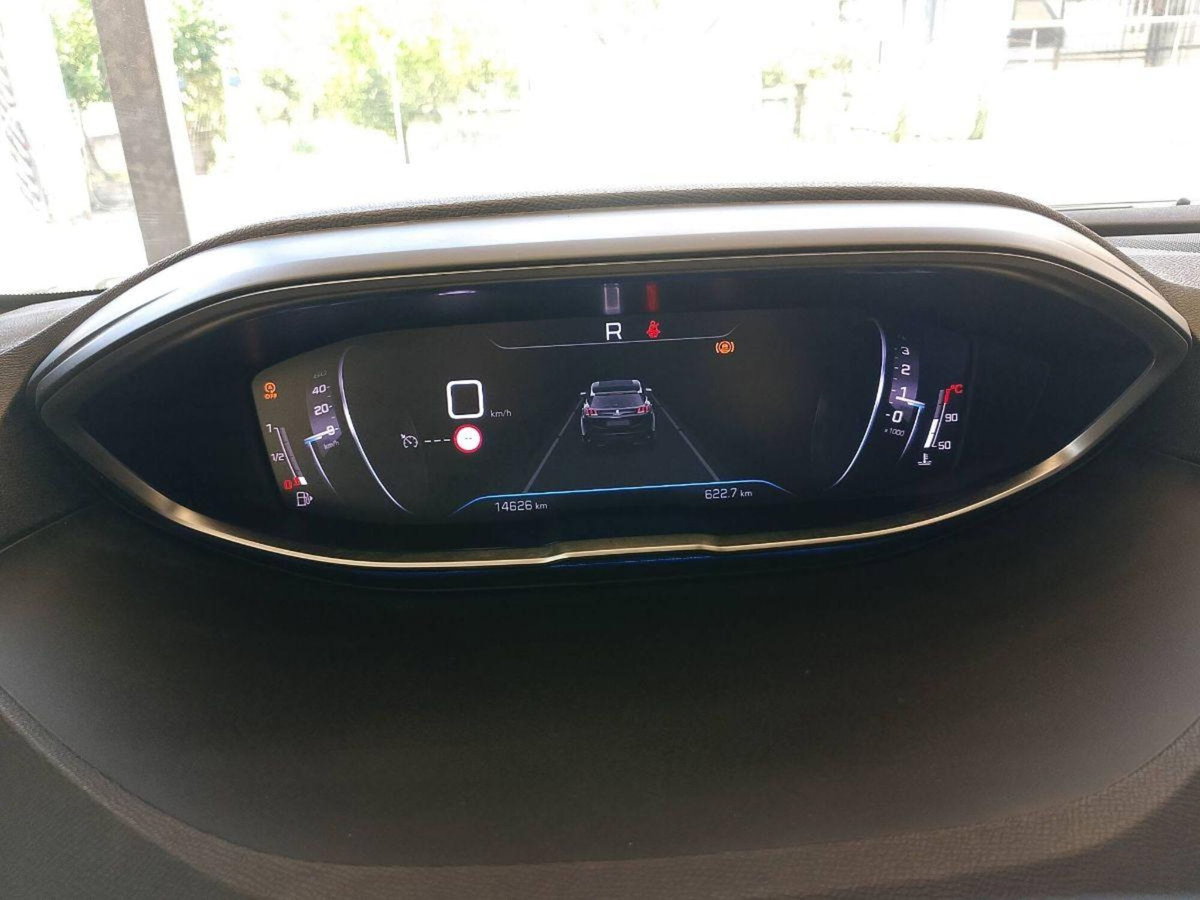 Peugeot 3008 BlueHDi 130 S&S EAT8 GT Line (17)