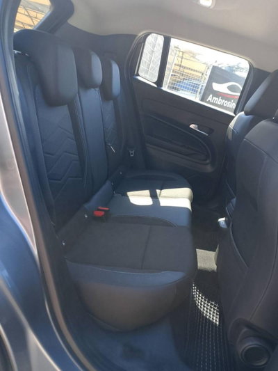 Jeep Avenger 1.2 turbo Summit fwd 100cv (10)