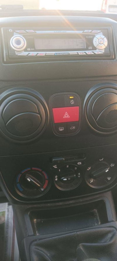 Fiat Fiorino 1.3 MJT 80CV Combinato (9)