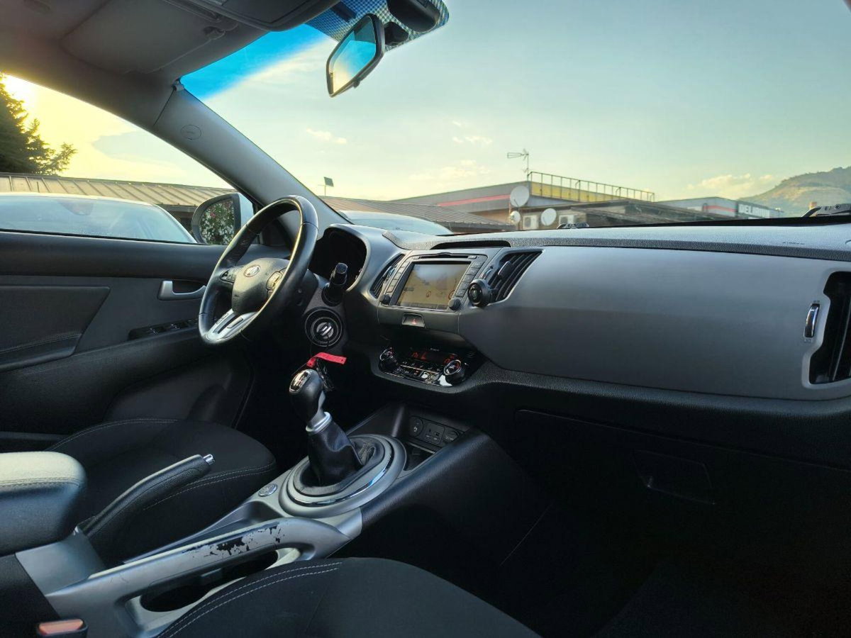 Kia Sportage 1.6 ECO GPL+ 2WD Cool (18)