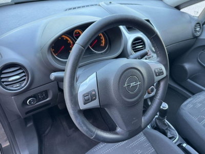 Opel Corsa 1.2 5 porte Edition (11)