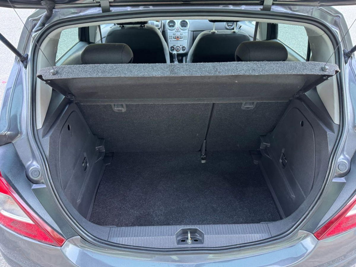 Opel Corsa 1.2 5 porte Edition (14)