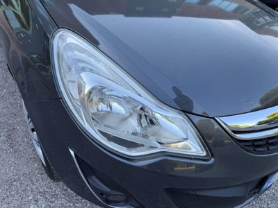 Opel Corsa 1.2 5 porte Edition (17)