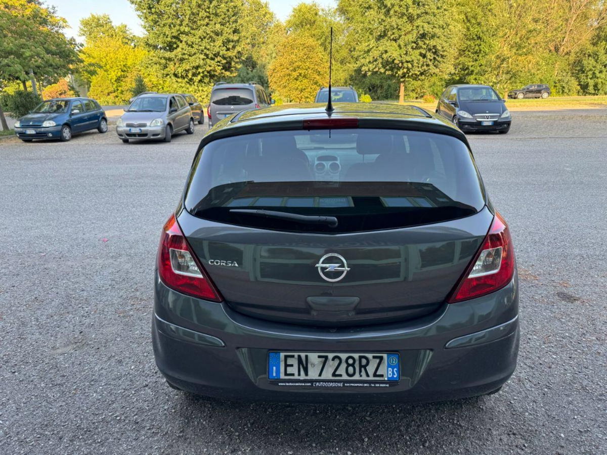 Opel Corsa 1.2 5 porte Edition (5)