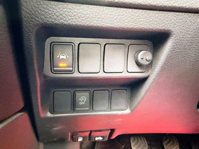 Nissan Qashqai 1.5 dCi N-Connecta (15)