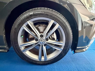 Volkswagen Golf Variant 1.5 TSI 150 CV EVO ACT R-Line (13)