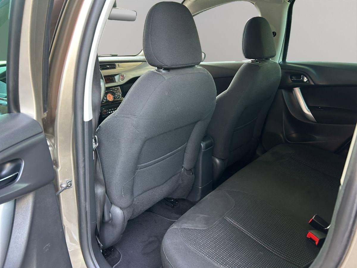 Citroen C3 1.4 HDi 70 FAP Exclusive Style (13)