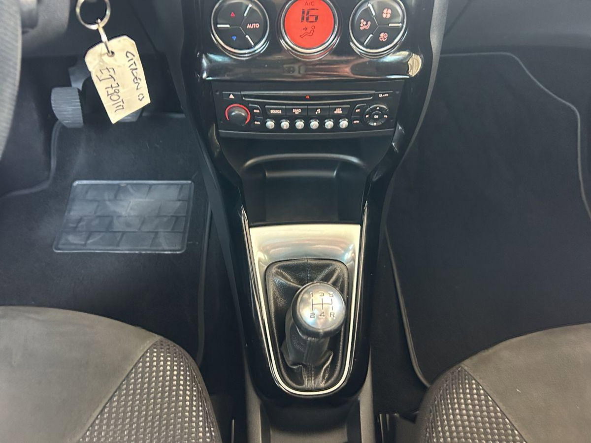 Citroen C3 1.4 HDi 70 FAP Exclusive Style (16)