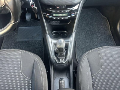 Peugeot 208 75 5 porte Allure (17)