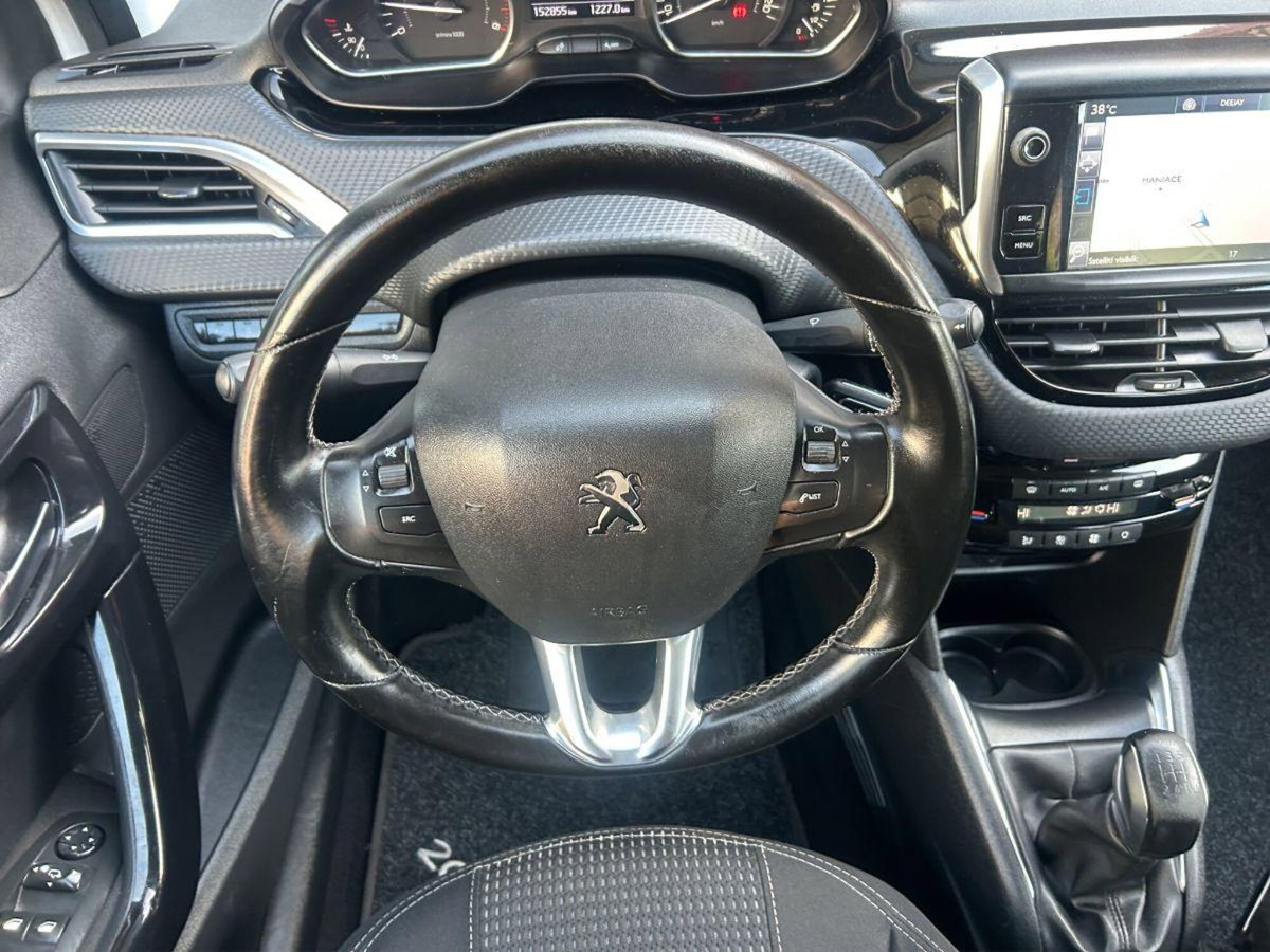 Peugeot 208 75 5 porte Allure (18)