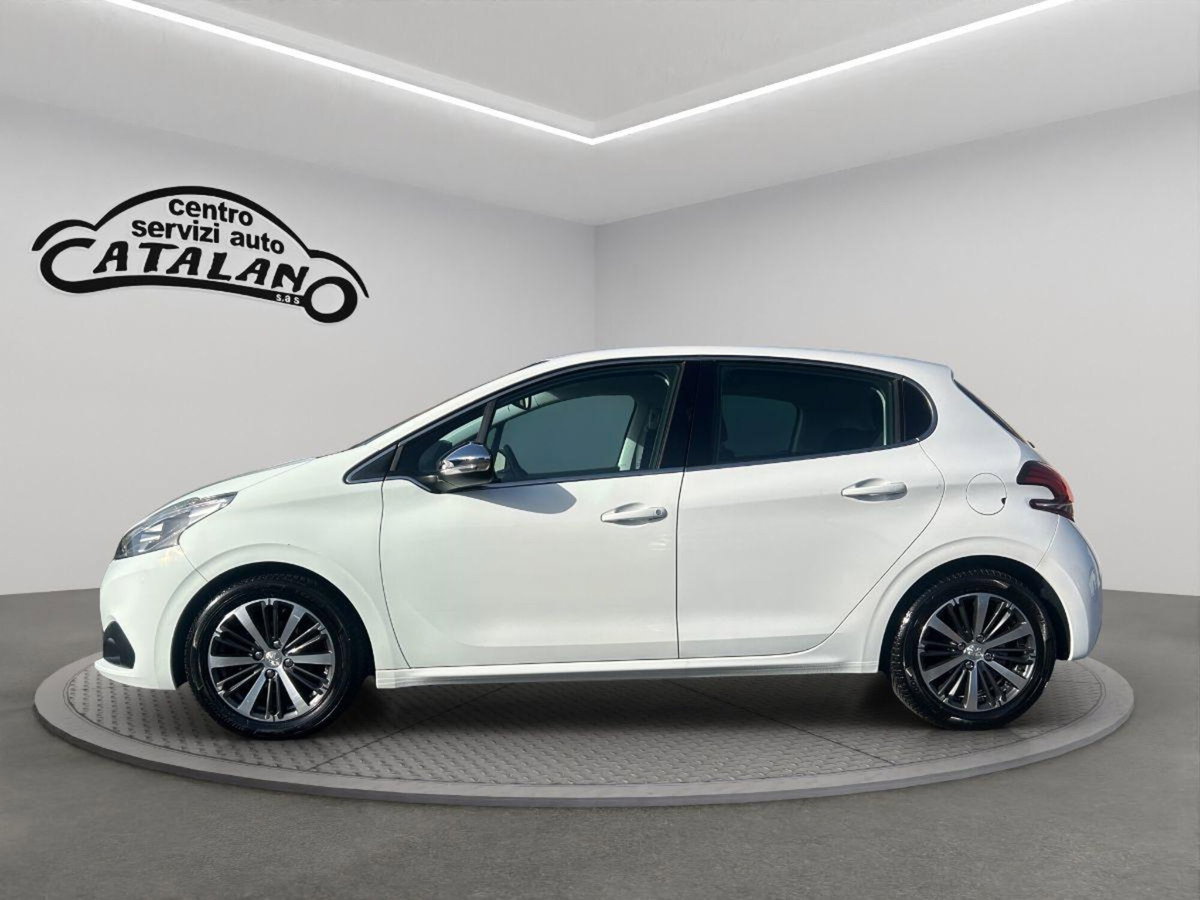 Peugeot 208 75 5 porte Allure (2)