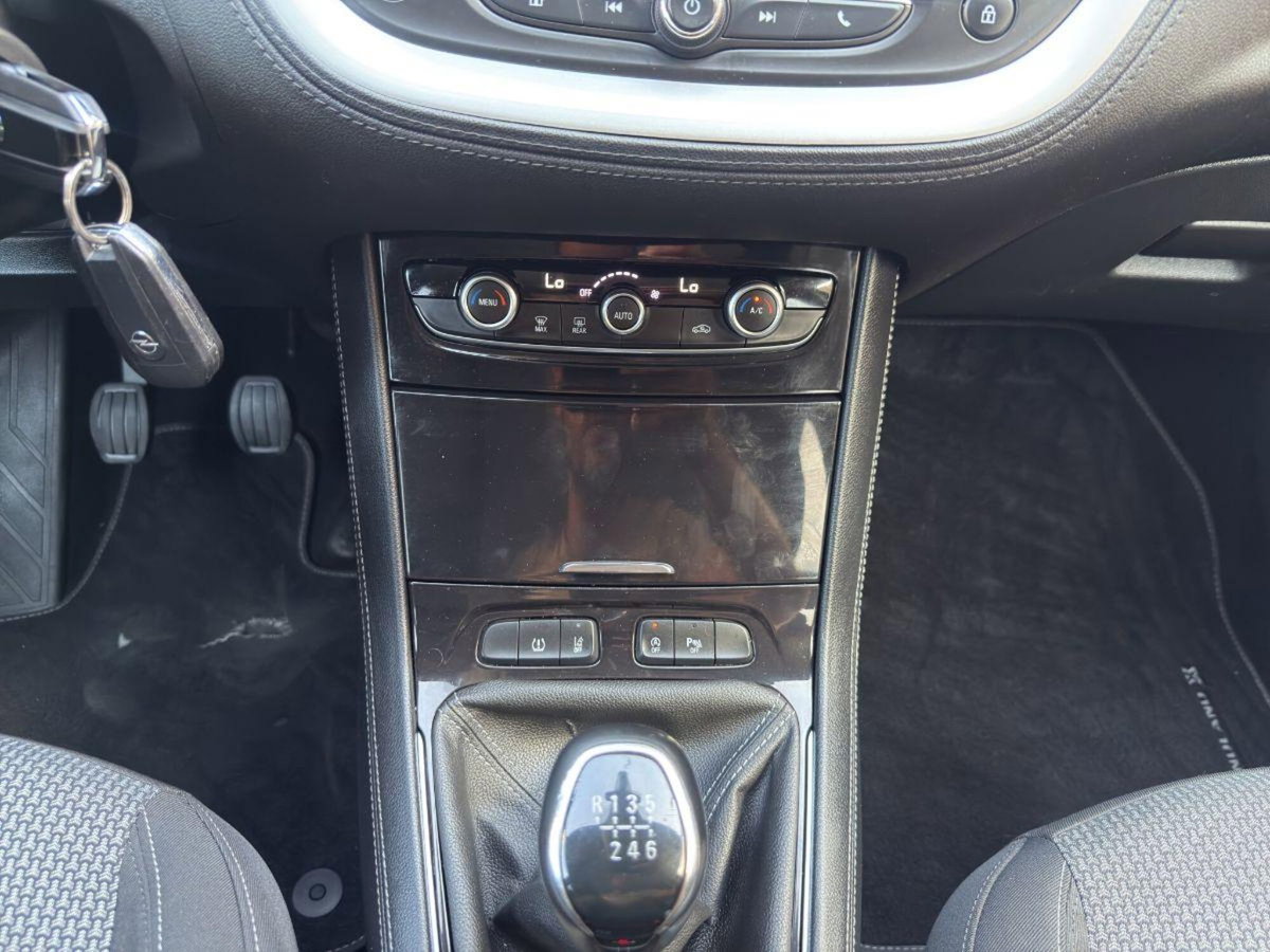 Opel Crossland 1.5 ECOTEC D 120 CV Start&Stop aut. Ultimate (16)
