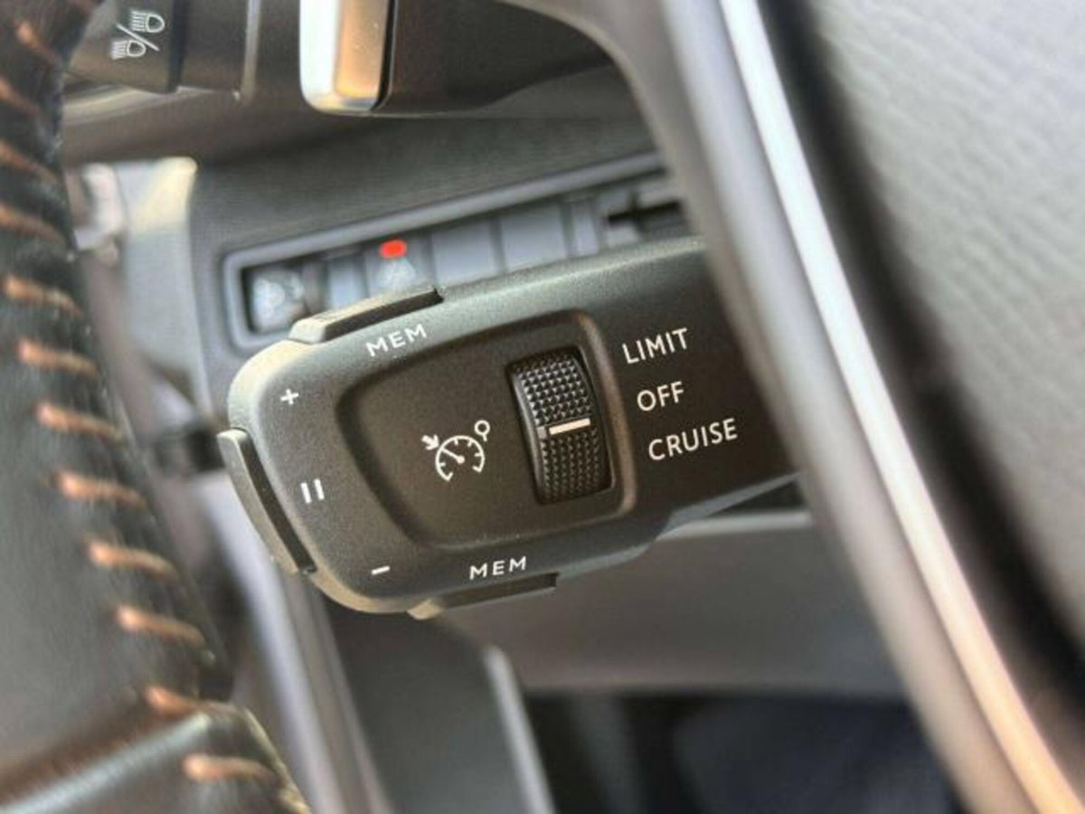 Peugeot 3008 BlueHDi 130 S&S Allure Pack (10)