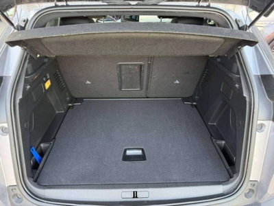 Peugeot 3008 BlueHDi 130 S&S Allure Pack (14)