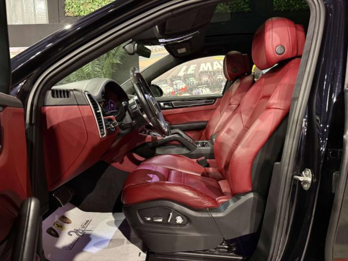 Porsche Cayenne Coupé 4.0 GTS (9)