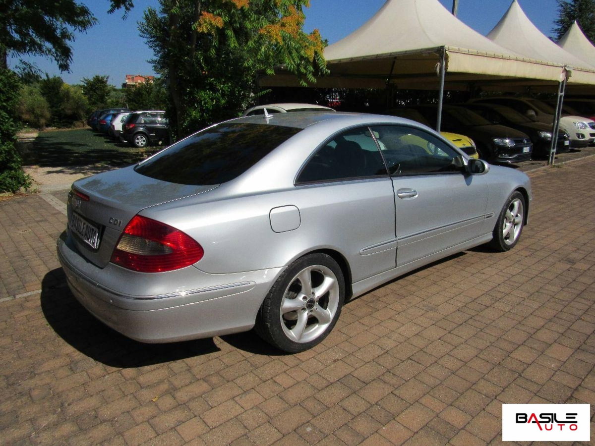 Mercedes-Benz CLK 220 CDI cat Avantgarde (6)