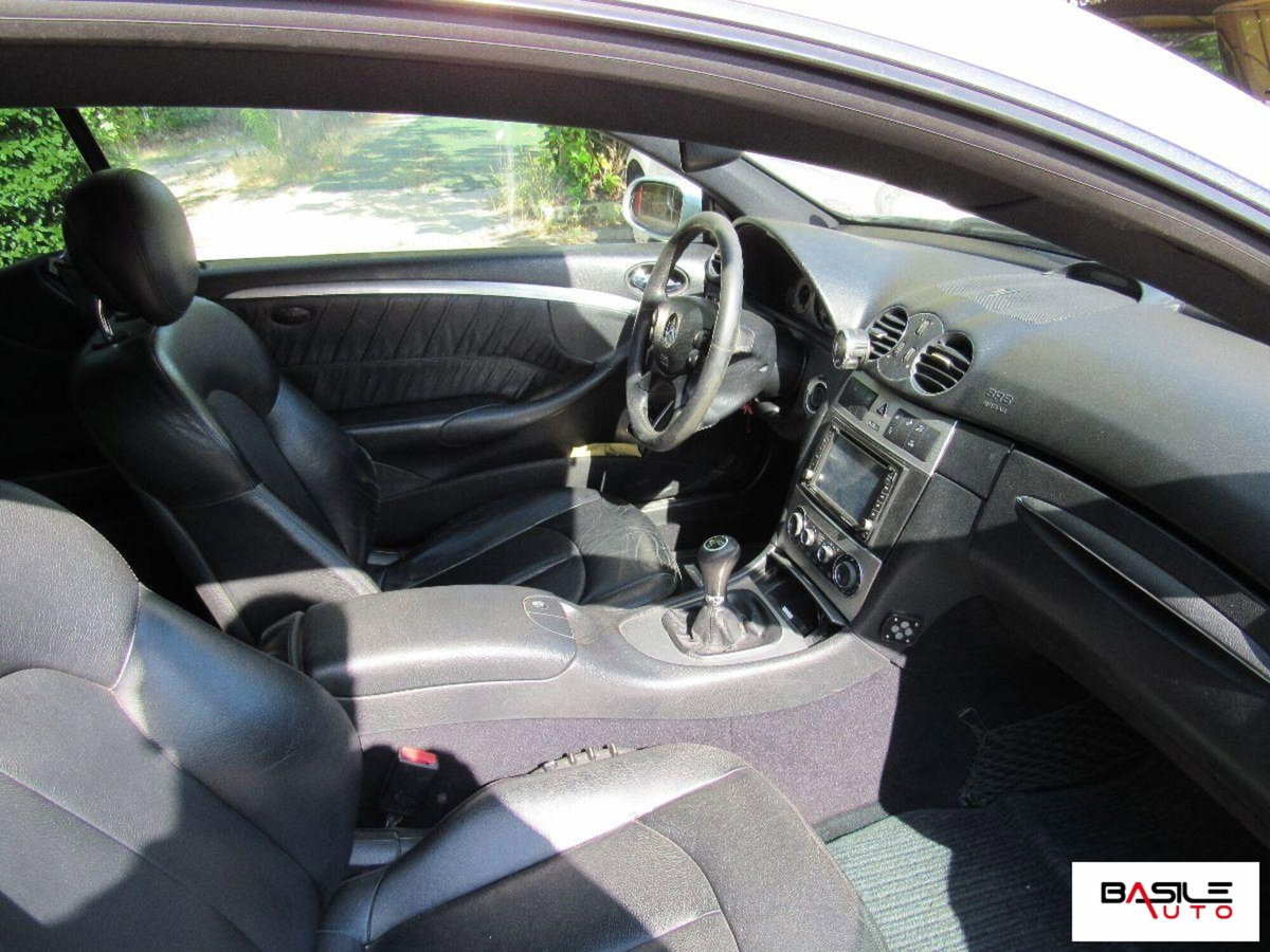 Mercedes-Benz CLK 220 CDI cat Avantgarde (7)