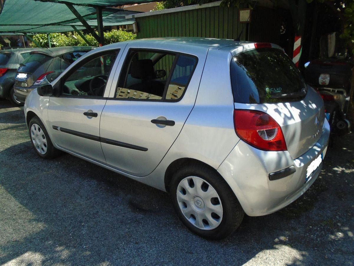 Renault Clio cat 5 porte RN (5)