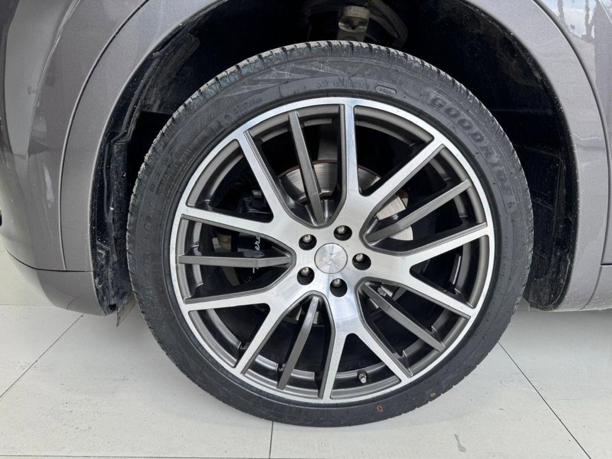 Maserati Levante Levante V6 Diesel 275 CV AWD Granlusso (11)