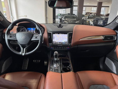 Maserati Levante Levante V6 Diesel 275 CV AWD Granlusso (16)