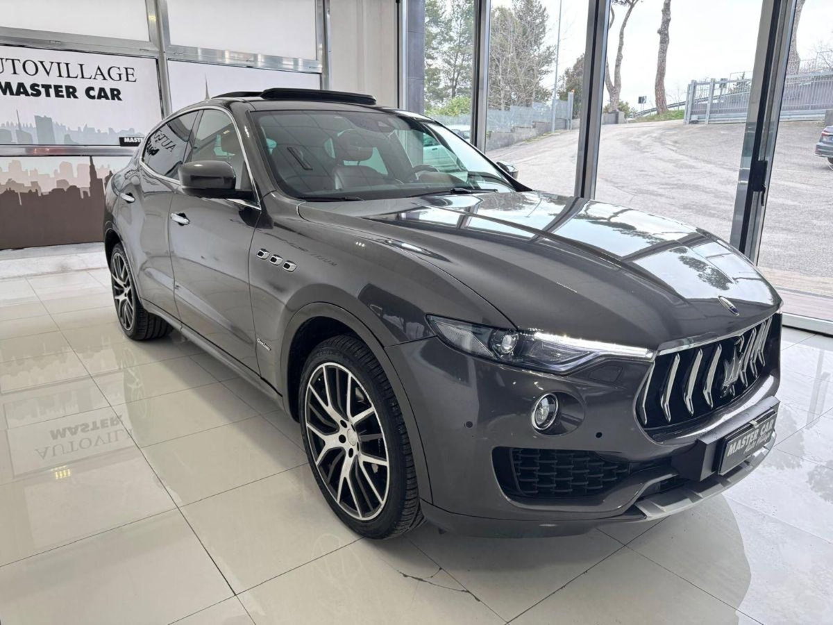 Maserati Levante Levante V6 Diesel 275 CV AWD Granlusso (3)