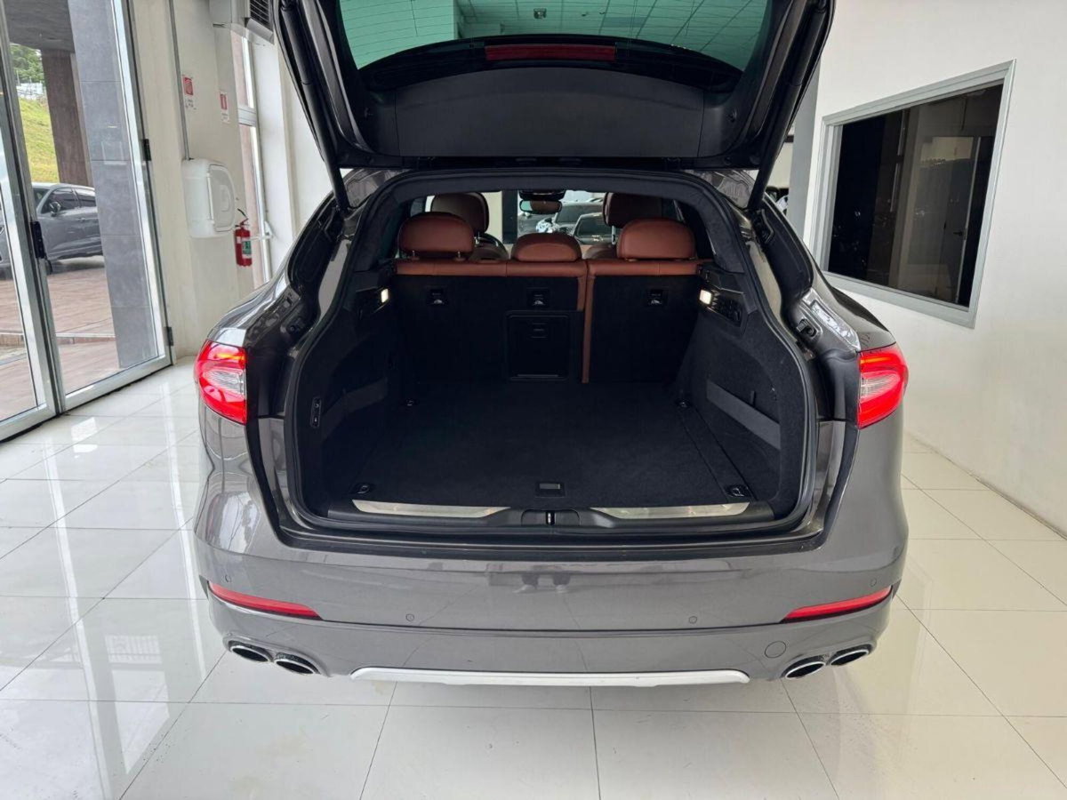 Maserati Levante Levante V6 Diesel 275 CV AWD Granlusso (9)