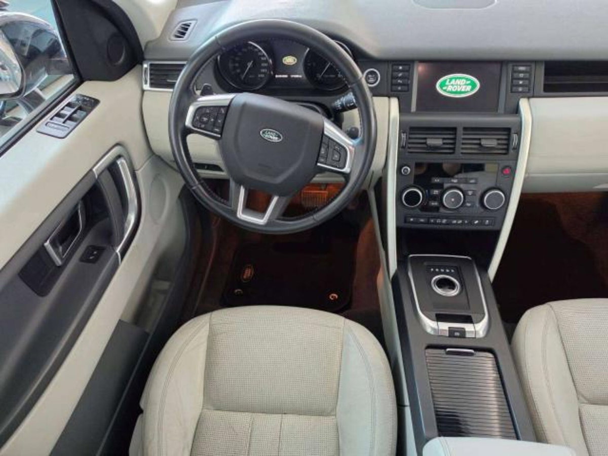 Land Rover Discovery Sport 2.0 TD4 150 CV HSE Luxury (12)