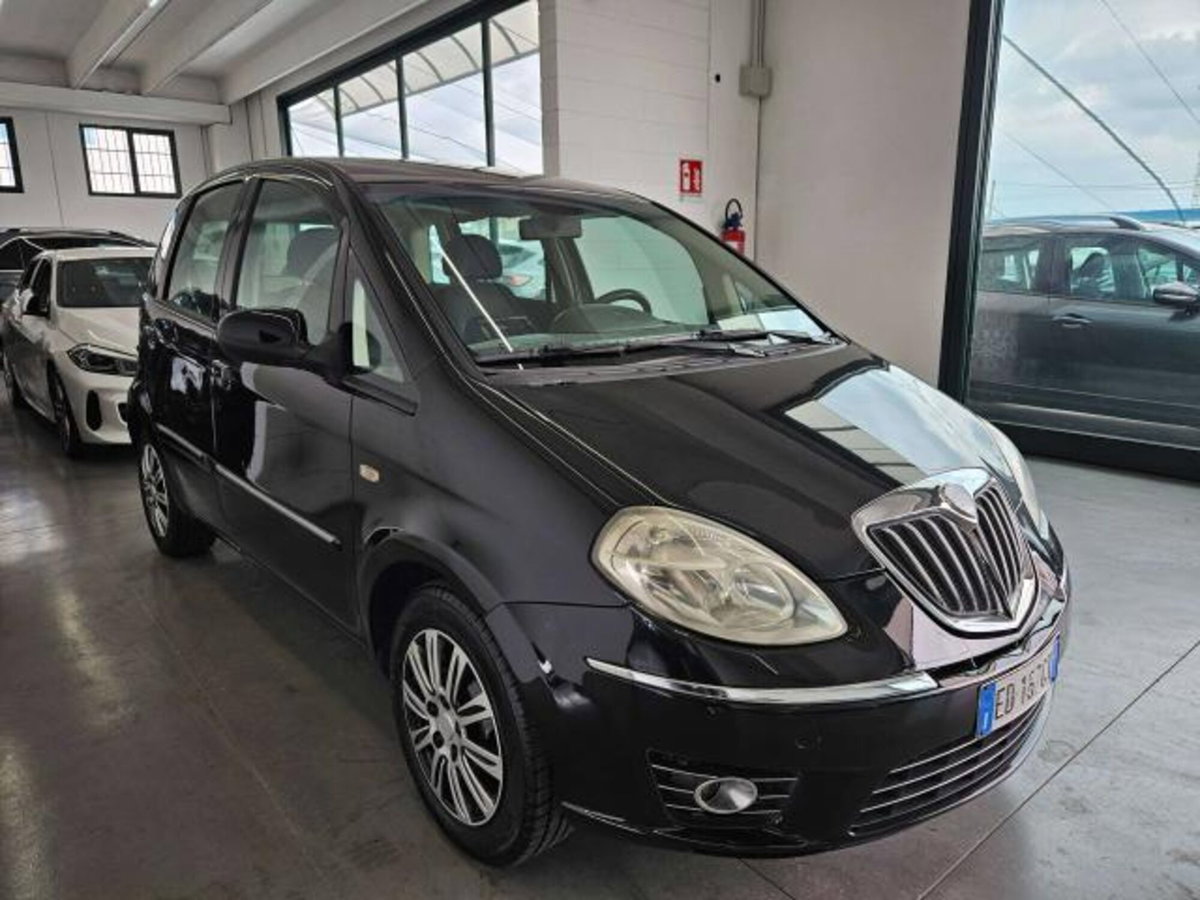 Lancia Musa Argento