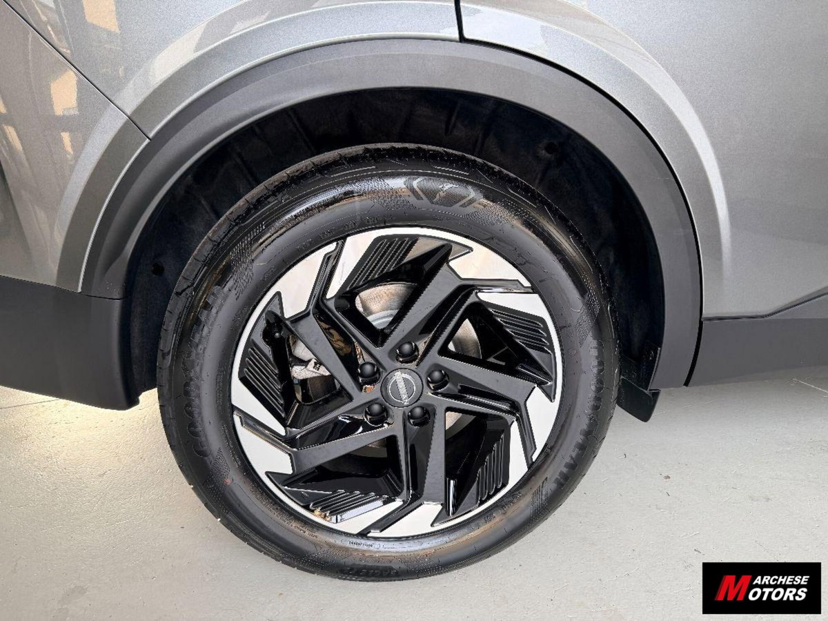 Nissan Qashqai 1.3 mhev Tekna+ 4wd 158cv xtronic (19)