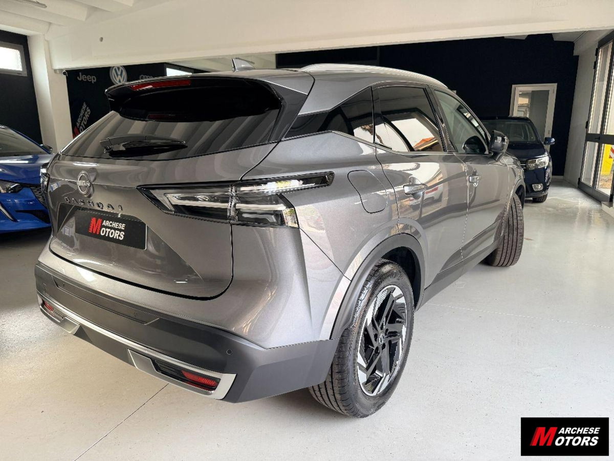 Nissan Qashqai 1.3 mhev Tekna+ 4wd 158cv xtronic (7)