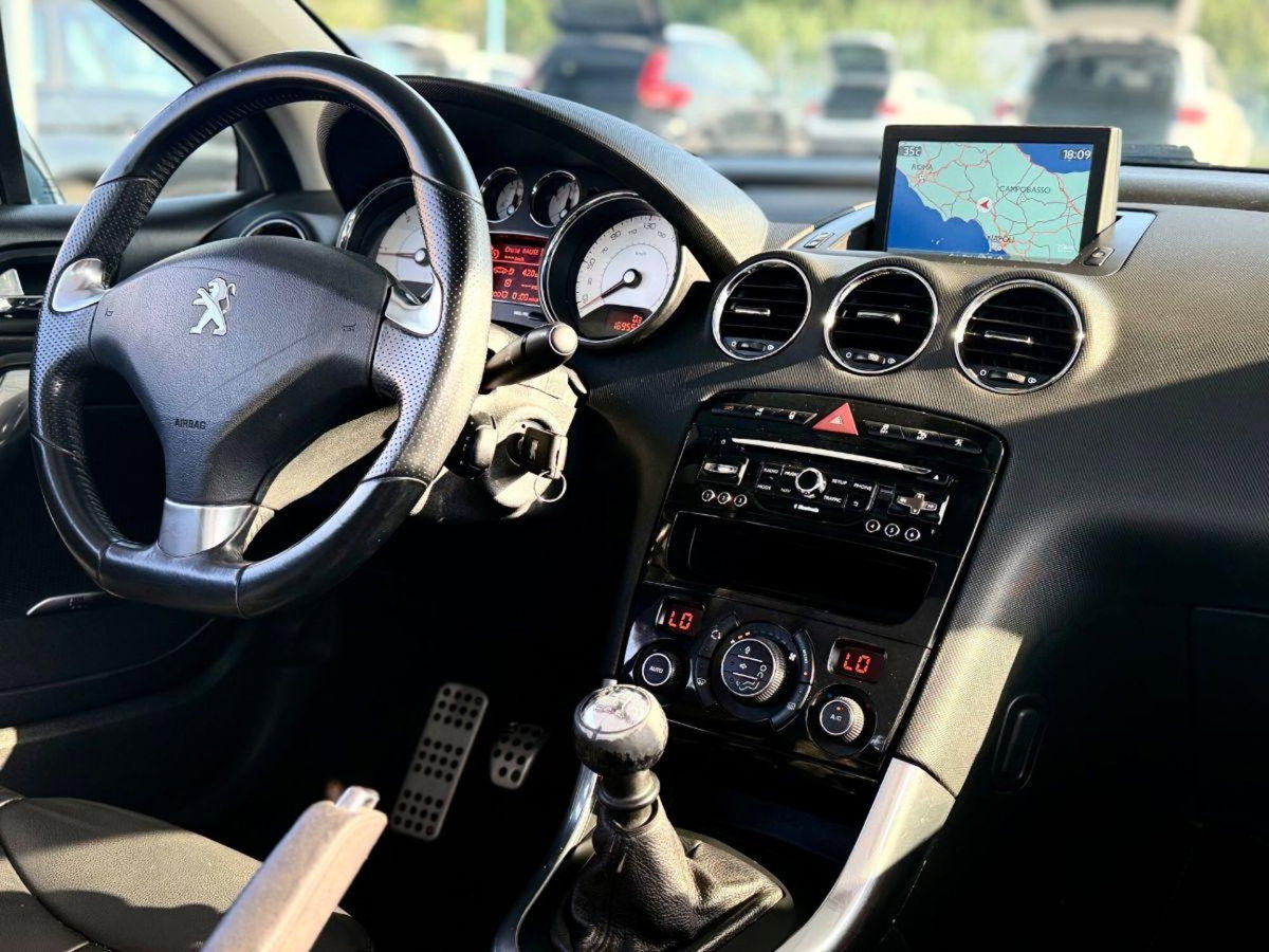 Peugeot 308 SW 1.6 e-HDi 115 CV Stop&Start Allure (11)